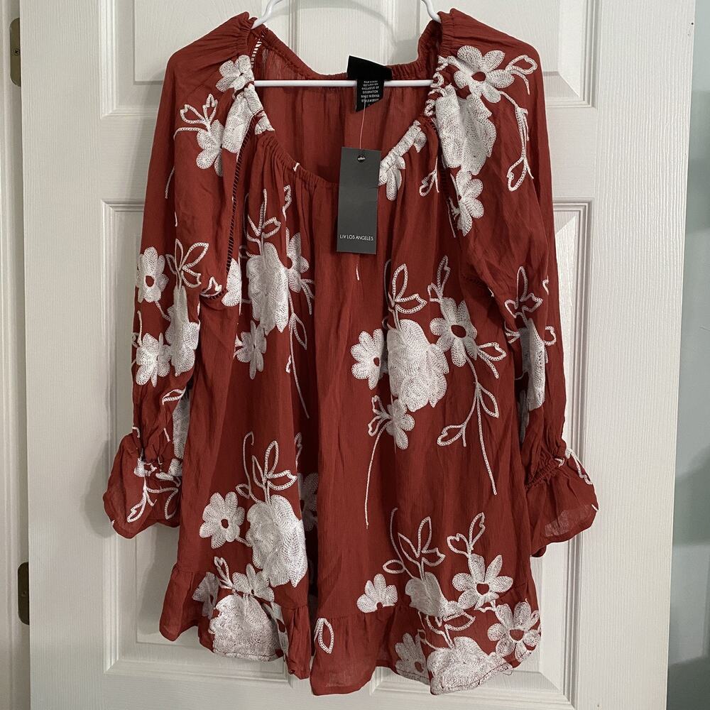 LIV LOS ANGELES Blouse Womens Large Coral Embroidered Boho Peasant Ruffle SB500